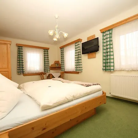 Aignerhof Farm stay Haus im Ennstal
