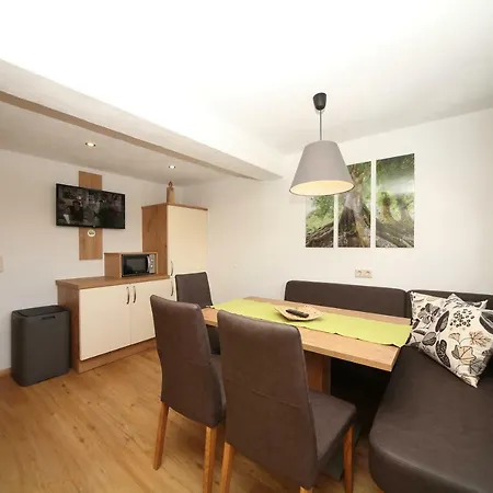 Aignerhof Farm stay *
